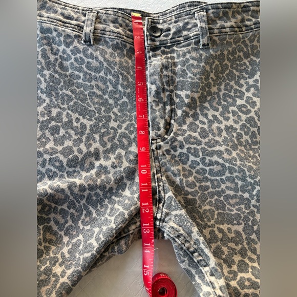 Miou Muse Wildside Leopard raw hem barrel wide leg cut jeans size Large - Picture 12 of 12